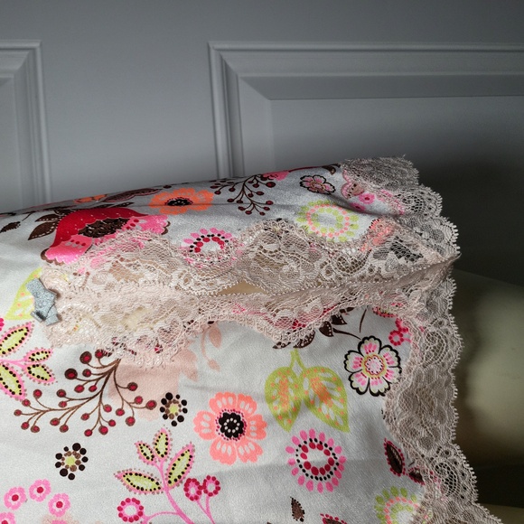 Victoria Secret Slip Lace Floral nightgrown/dress GUC Size M - Picture 5 of 6